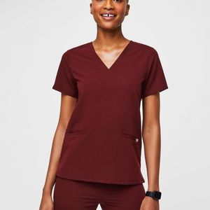 Figs Casma Three pocket scrub top